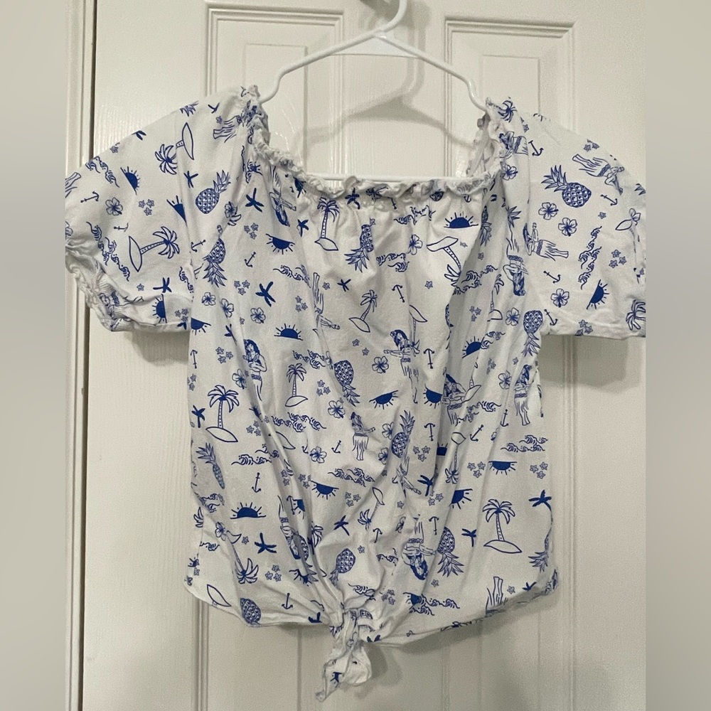 Zara cotton blouse with elastic cuff and top. Size 9 Girls